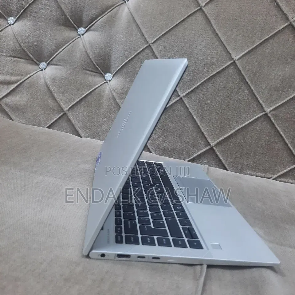 New Laptop HP EliteBook 840 G8 16GB Intel Core i7 SSD 512GB