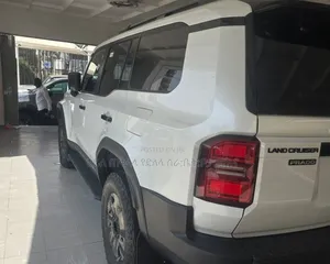 New Toyota Land Cruiser Prado 2025 Off white