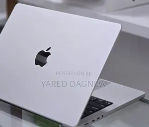 New Apple MacBook Pro 2025 M5 14-inch 16GB Apple M5 Pro SSD 512GB