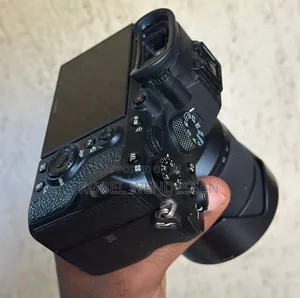 Sony A7 LLL With 28-70mm Kit Lens .