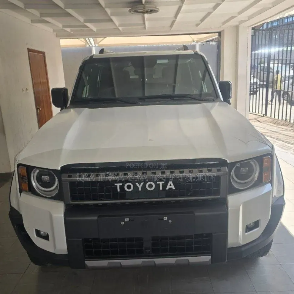 New Toyota Land Cruiser Prado 2025 Off white