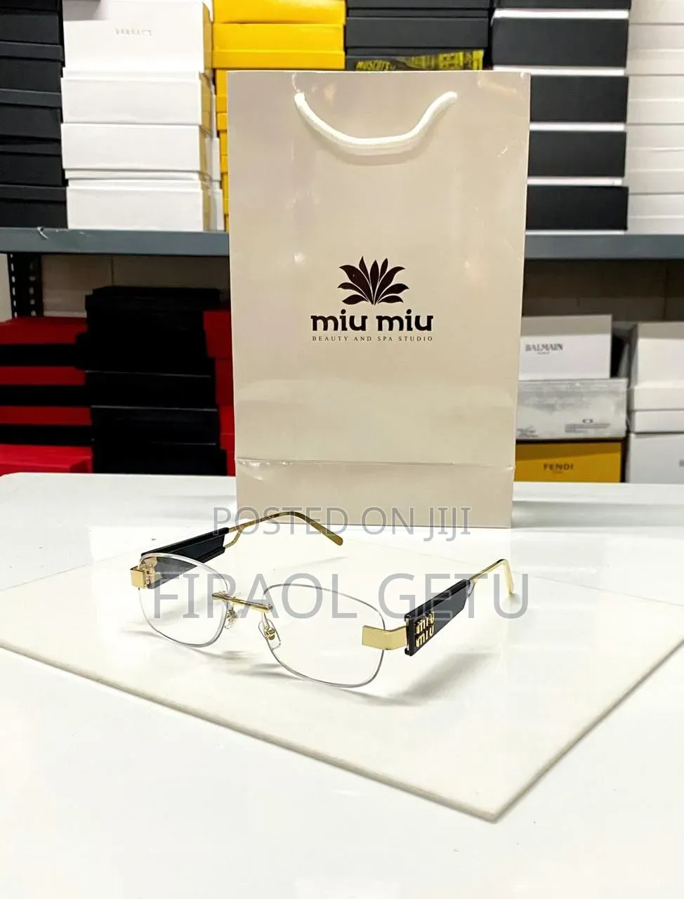 Miu Miu Mu 04zs Regard Sunglasses
