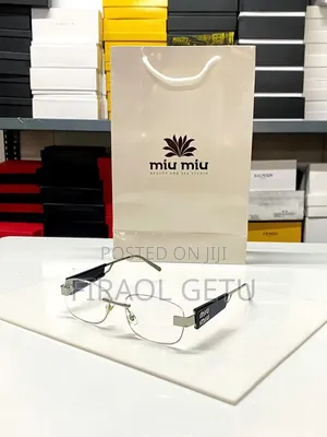 Miu Miu Mu 04zs Regard Sunglasses