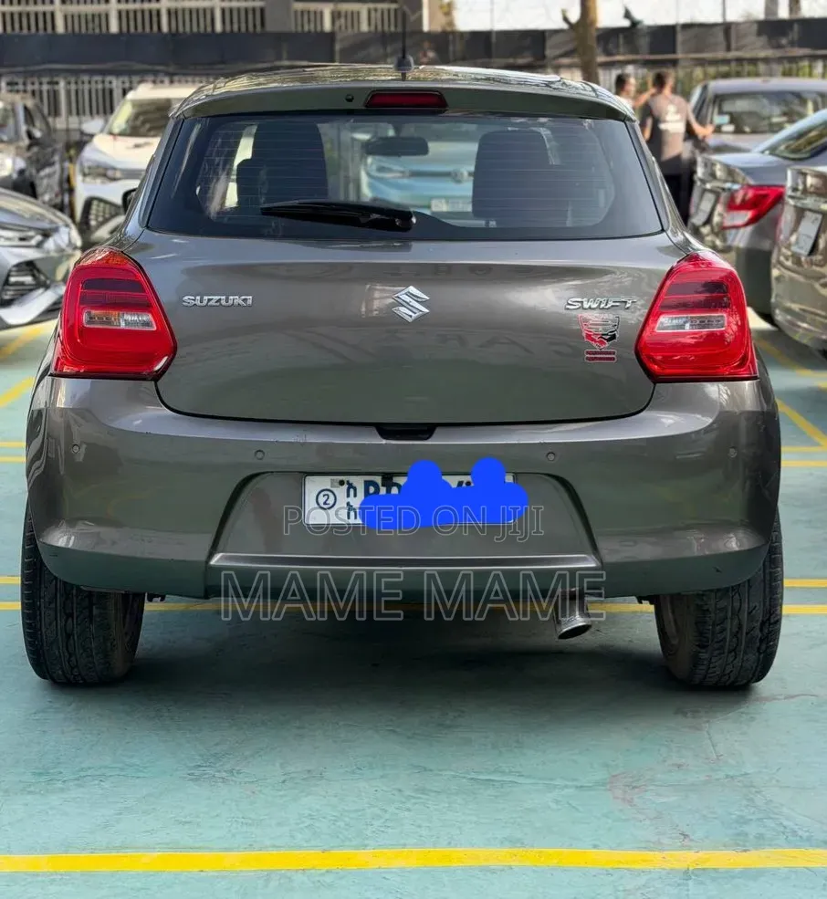 Suzuki Swift 2021 Gray