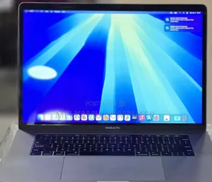New Laptop Apple MacBook Pro 2018 16GB Intel Core i7 SSD 512GB