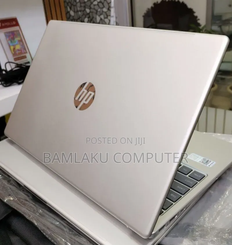 New Laptop HP Stream Notebook 16GB Intel Core i7 SSD 1T