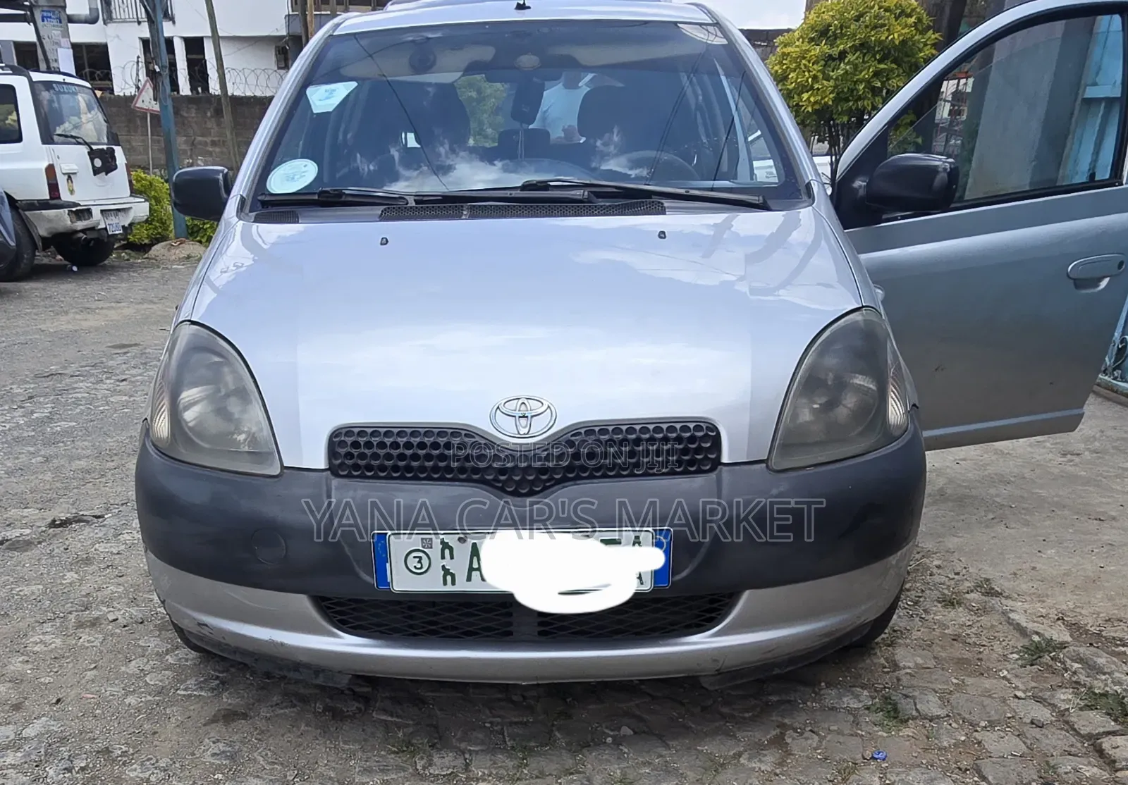 Toyota Yaris 2001 Silver