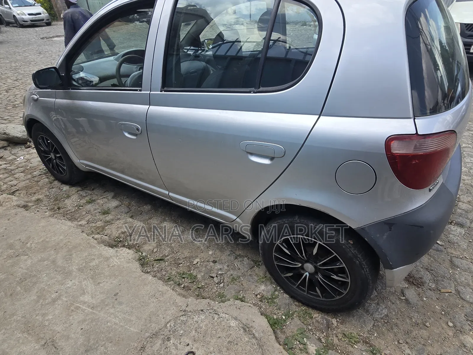 Toyota Yaris 2001 Silver