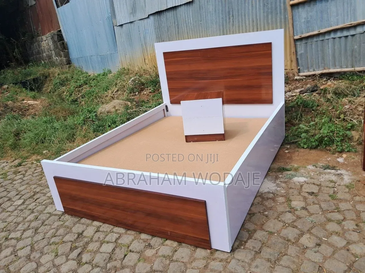 Smart ዘመናዊ አልጋ