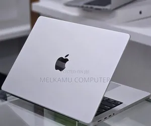 New Laptop Apple MacBook Pro 16GB Apple M5 SSD 512GB