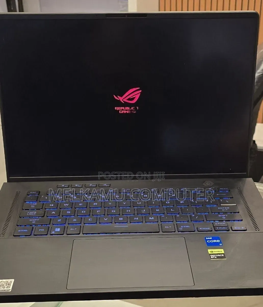 New Laptop Asus ROG Zephyrus G15 16GB Intel Core i7 SSD 512GB