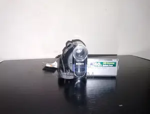 Sony Handycam Full Set• Original Sony Handycam (40x Zoom)
