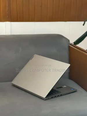 New Laptop Lenovo Ideapad 3 24GB Intel Core i3 SSD 512GB
