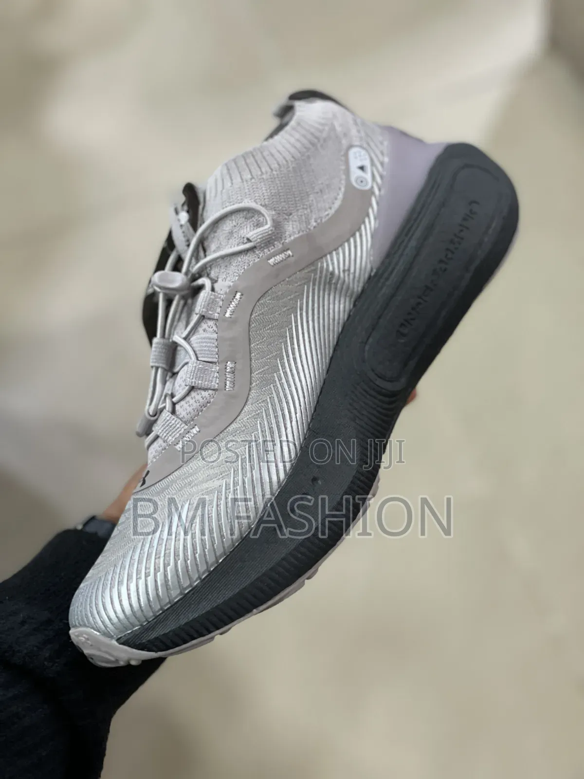 Under Armour Hovr Phantom Running Shoes in Grey
