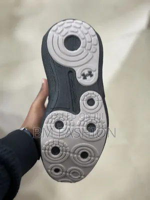 Under Armour Hovr Phantom Running Shoes in Grey