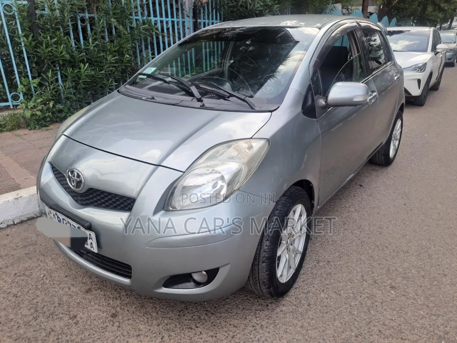 Toyota Yaris 2008 Gray