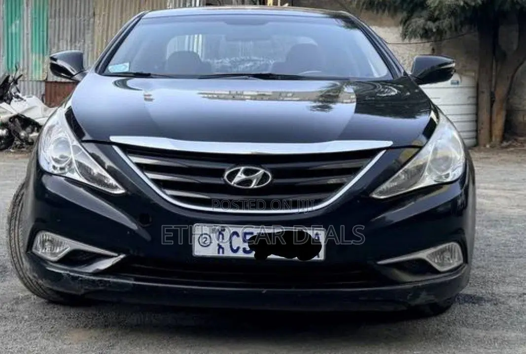 Hyundai Sonata 2012 Black