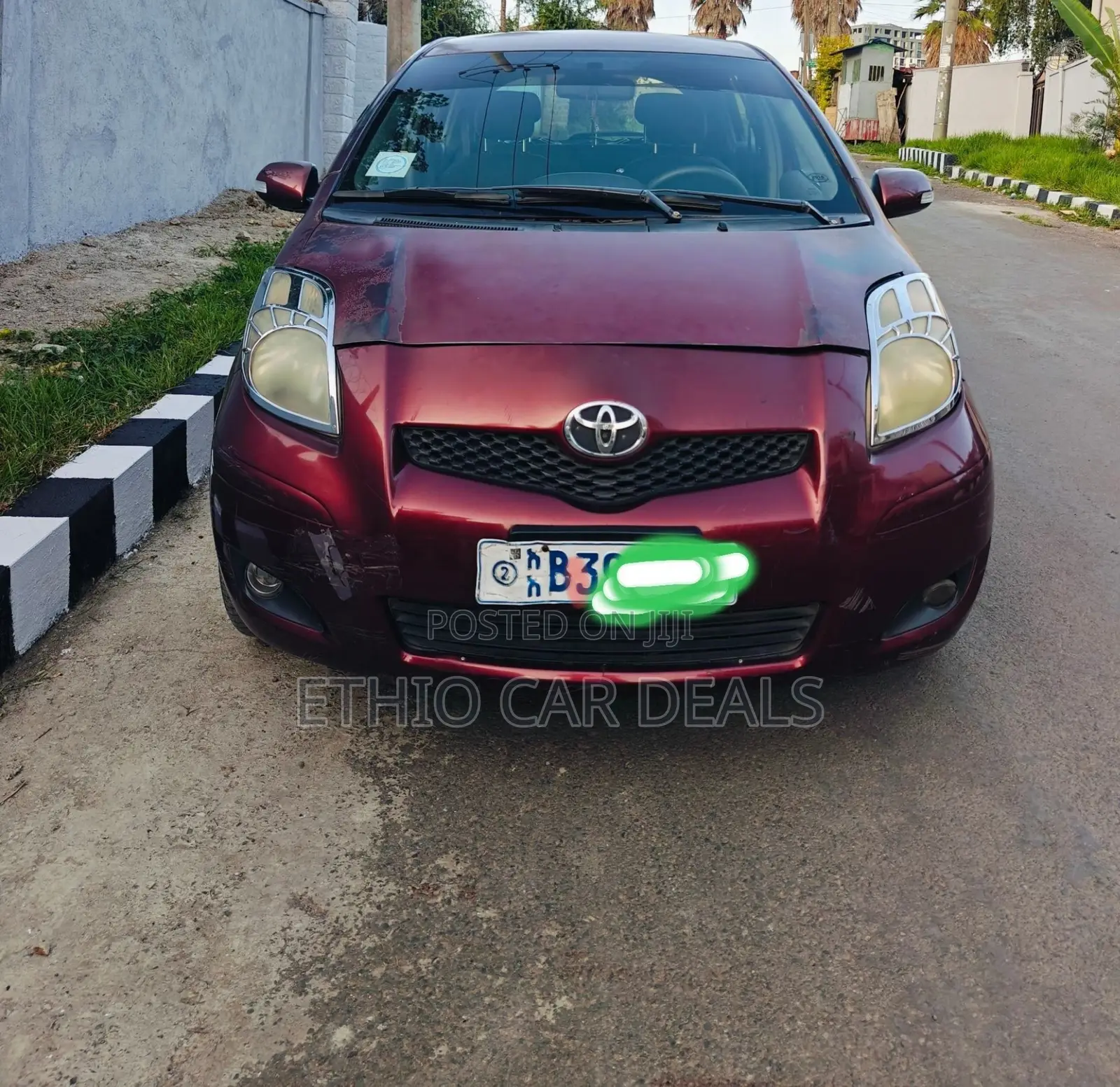 Toyota Yaris 2010 Burgundy