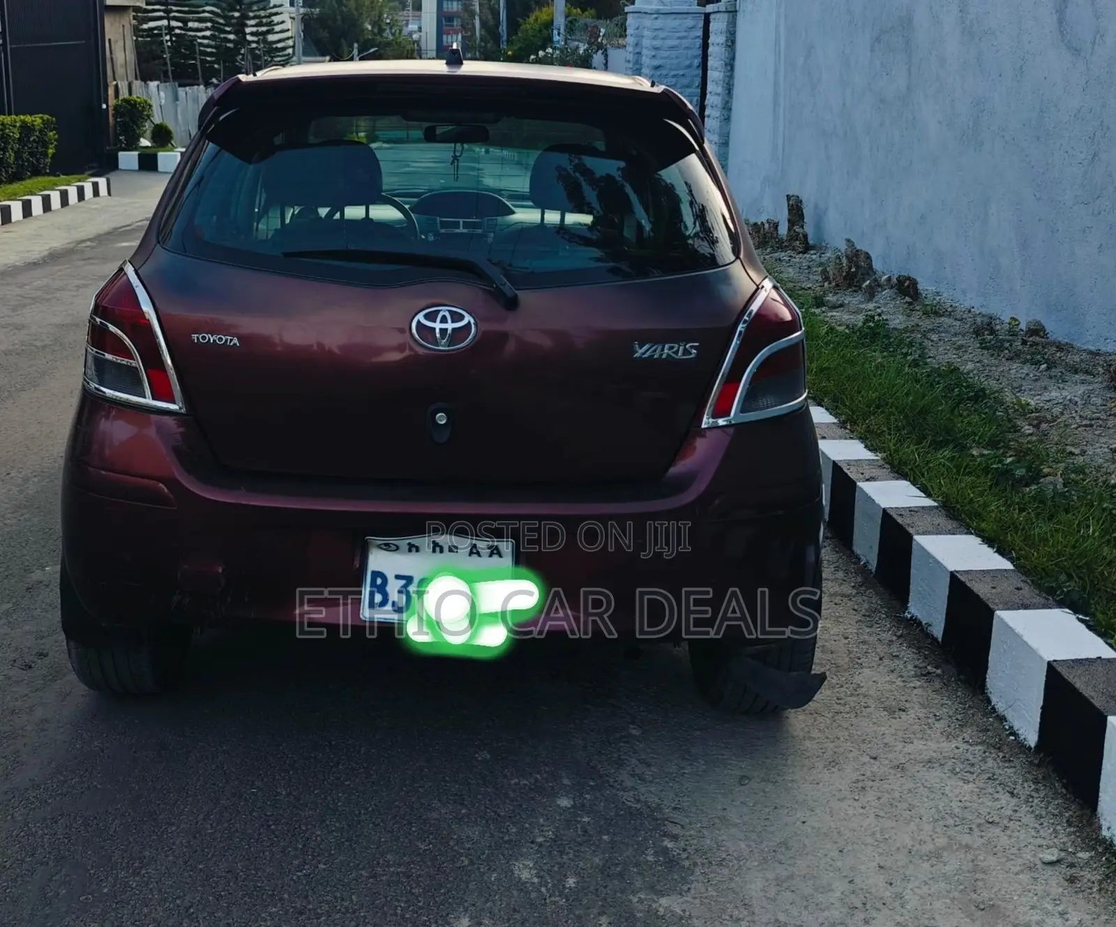 Toyota Yaris 2010 Burgundy