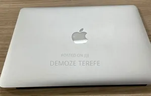 New Laptop Apple MacBook Air 2014 8GB Intel Core i7 SSD 128GB