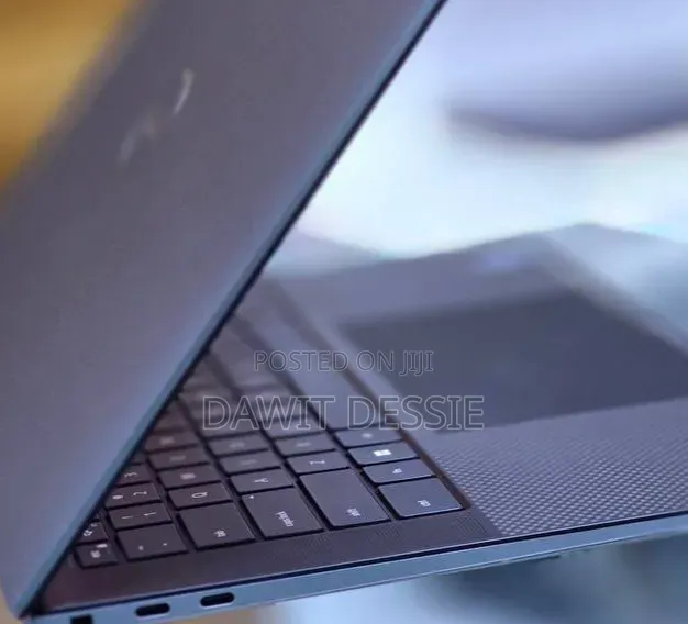 New Laptop Dell 16GB Intel Core i9 SSD 512GB