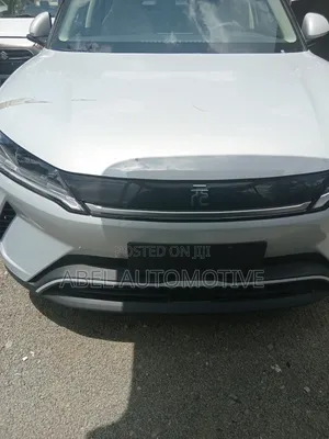 BYD Yuan Up 45 kWh FWD 2024 Off white