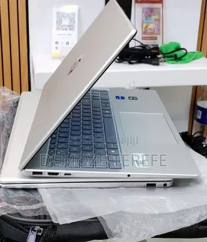 New Laptop HP Stream Notebook 16GB Intel Core i7 SSD 1T