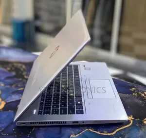 New Laptop HP EliteBook 840 8GB Intel Core i7 SSD 512GB
