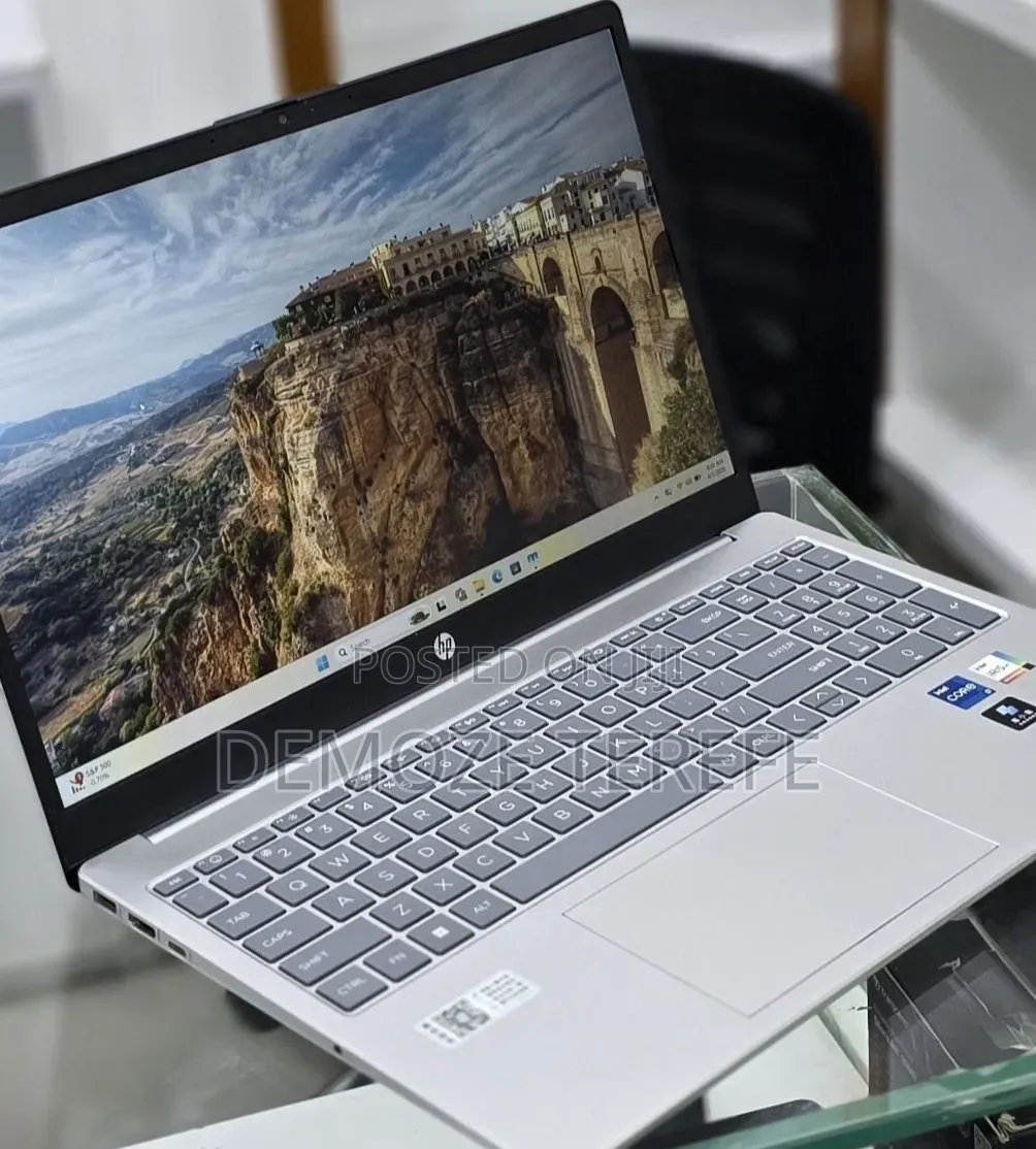 New Laptop HP Stream Notebook 16GB Intel Core i7 SSD 1T