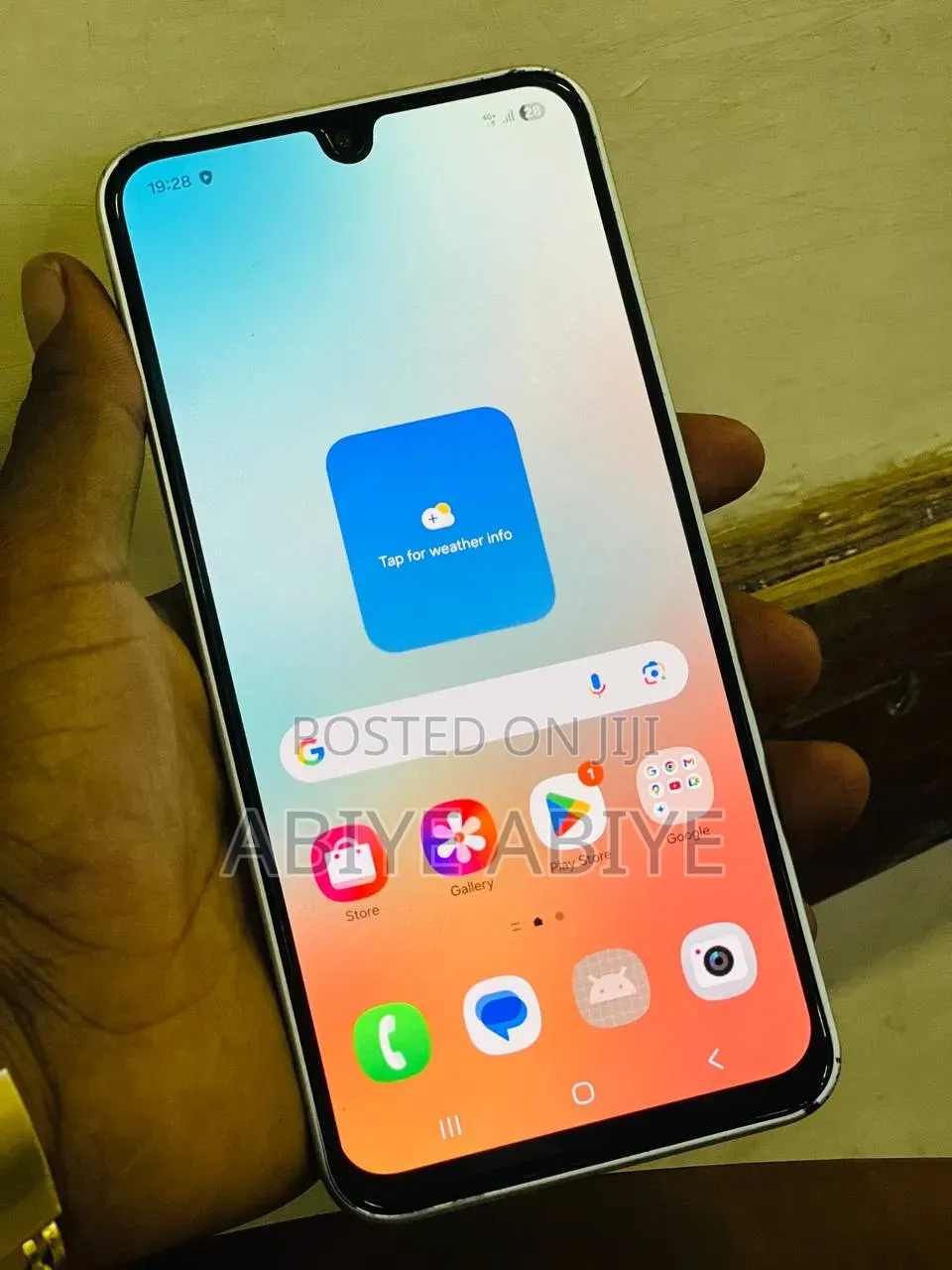 Samsung Galaxy M16 128 GB White