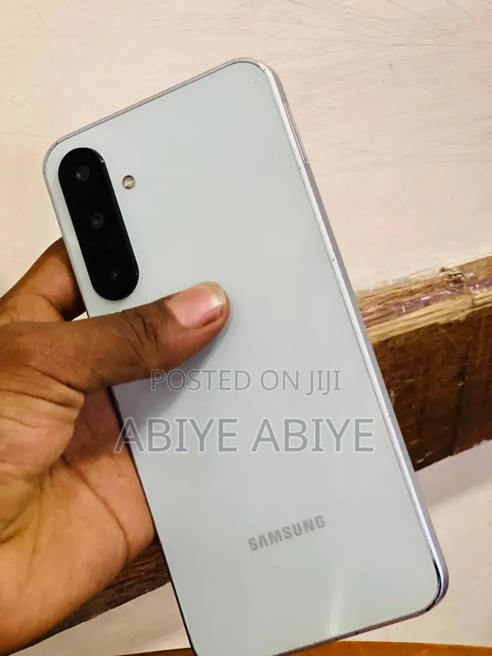 Samsung Galaxy M16 128 GB White