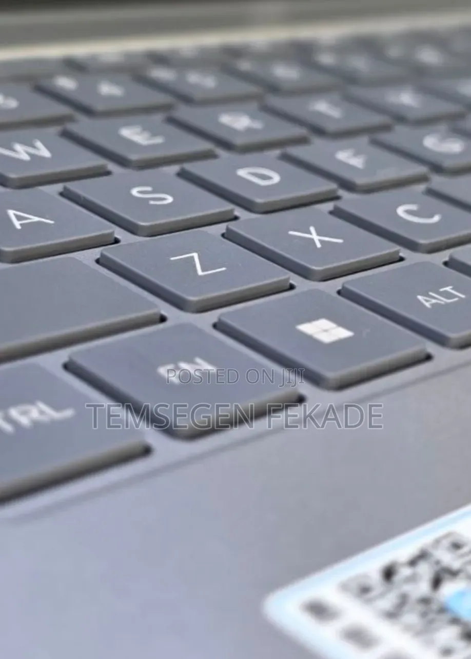 New Laptop HP Stream Notebook 16GB Intel Core i7 SSD 1T