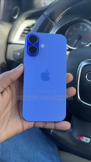 New Apple iPhone 16 128 GB Blue