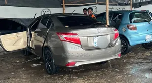 Toyota Yaris 2014 Gray
