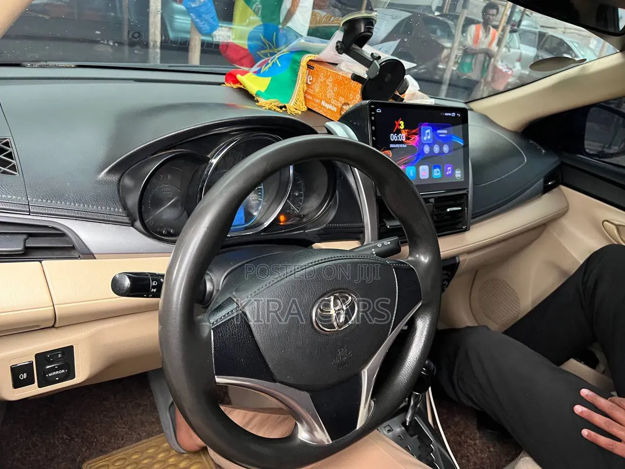 Toyota Yaris 2014 Gray
