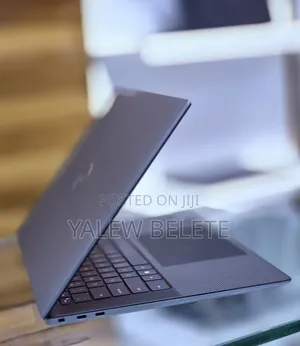New Laptop Dell Precision 3510 16GB Intel Core i9 SSD 512GB