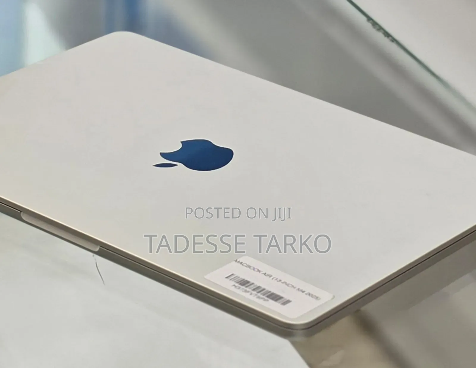 New Laptop Apple MacBook Air 2025 M4 13-inch 16GB Apple M4 SSD 256GB