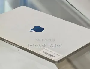 New Laptop Apple MacBook Air 2025 M4 13-inch 16GB Apple M4 SSD 256GB