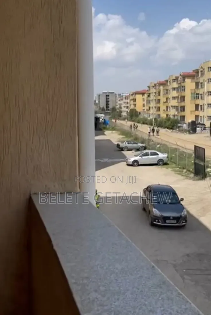 1bdrm Apartment in Ayat Jh-Semix, Bole for sale