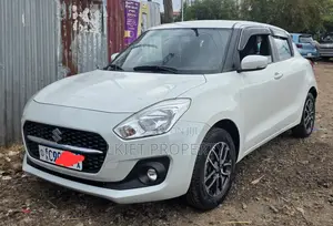 Suzuki Swift 2021 White