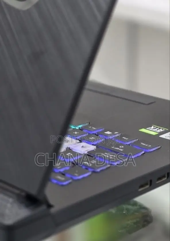 New Laptop Asus 16GB Intel Core i7 SSD 512GB