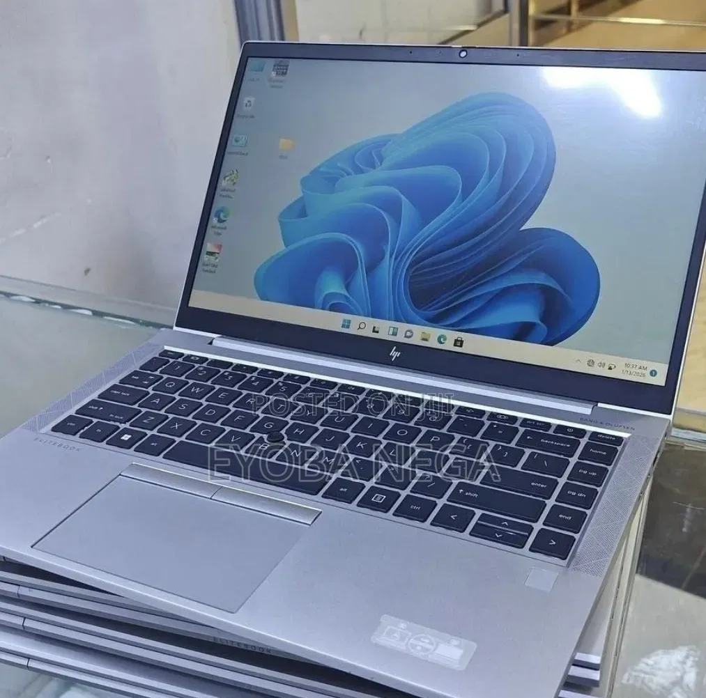 New Laptop HP EliteBook 845 G8 16GB AMD Ryzen 5 SSD 512GB