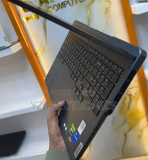 New Laptop Lenovo Legion Y740 16GB Intel Core i7 SSD 1T