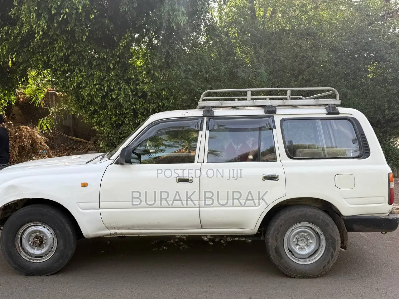 Toyota Land Cruiser 1994 White