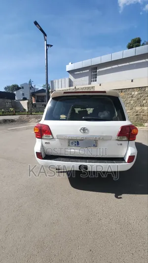 Toyota Land Cruiser 4.5 V8 TD GX-R 2010 White