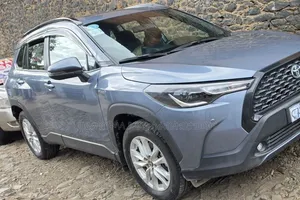 Toyota Corolla Cross Hybrid 2024 Blue