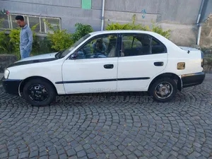 Hyundai Accent Automatic 2000 White