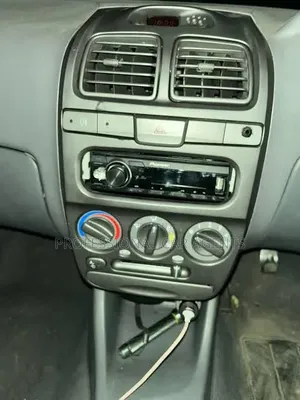 Hyundai Accent Automatic 2000 White