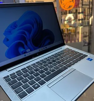 New Laptop HP EliteBook 840 G8 16GB Intel Core i5 SSD 256GB
