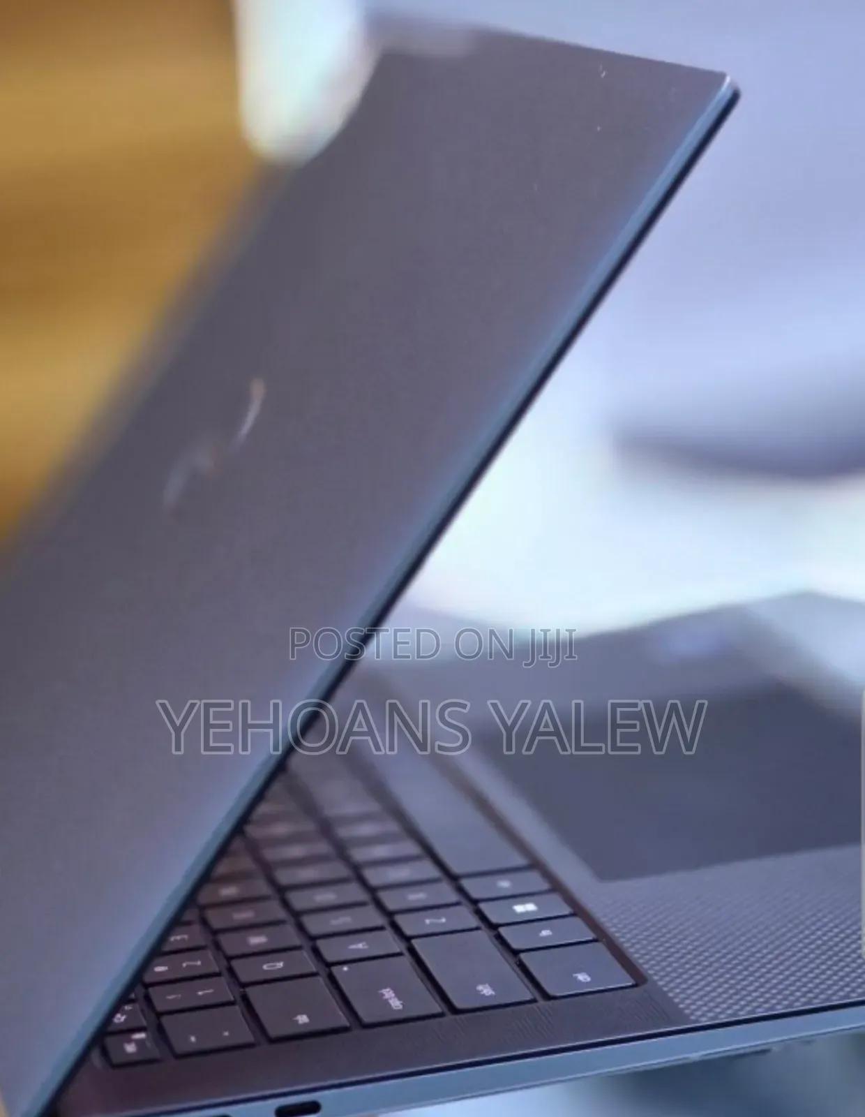 New Laptop Dell Precision 17 7720 16GB Intel Core i9 SSD 512GB